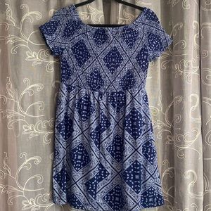 Handkerchief print dress!